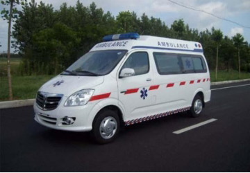 泸西县救护车租赁