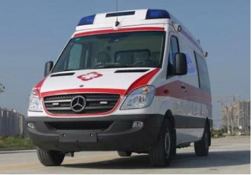 泸西县救护车租赁